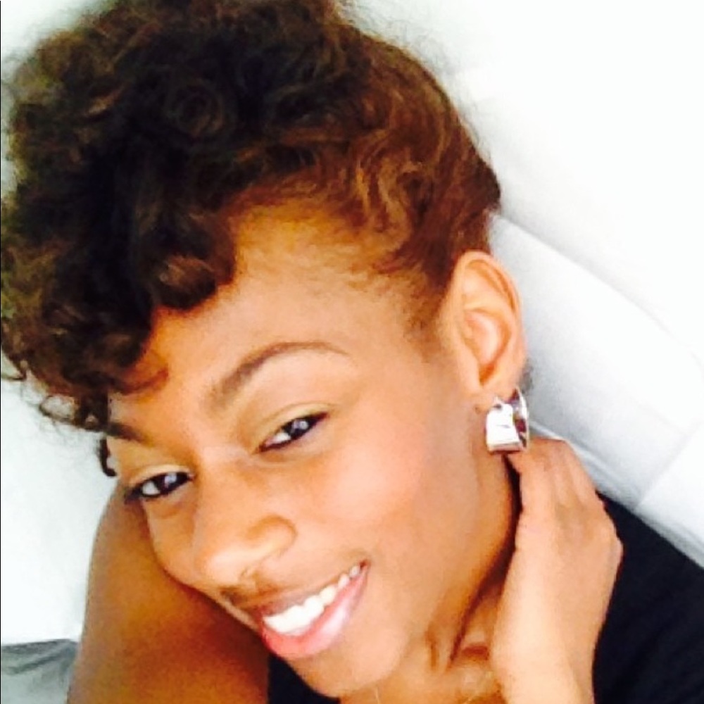 Meet your Posher, Chapell